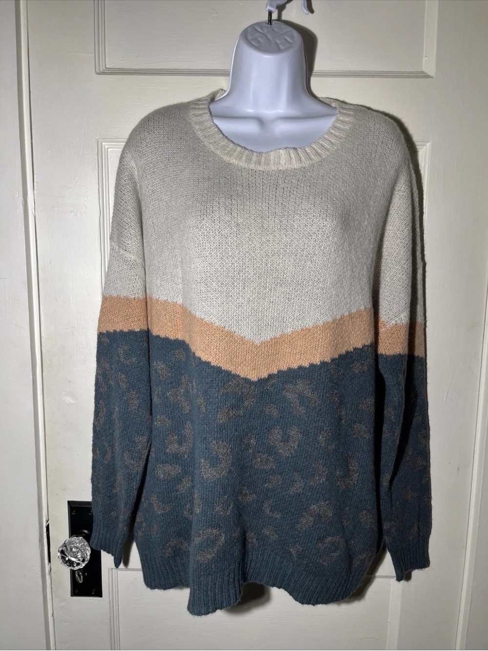 Women’s Sweater Size Medium Easel Pullover Knit Oversized NWT